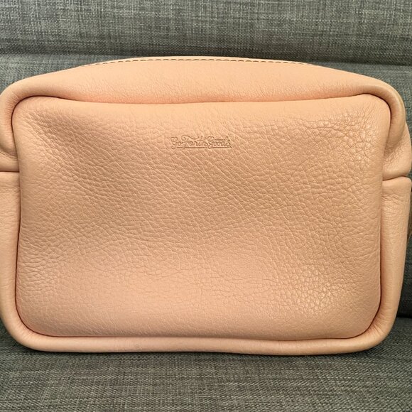 Go Forth Goods small SARAH in LE Peach Fuzz - EUC! - Picture 2 of 5